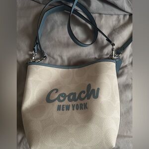 Coach Bag with adjustable straps